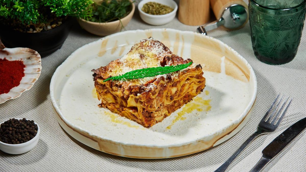 Lasagna de vită cu béchamel